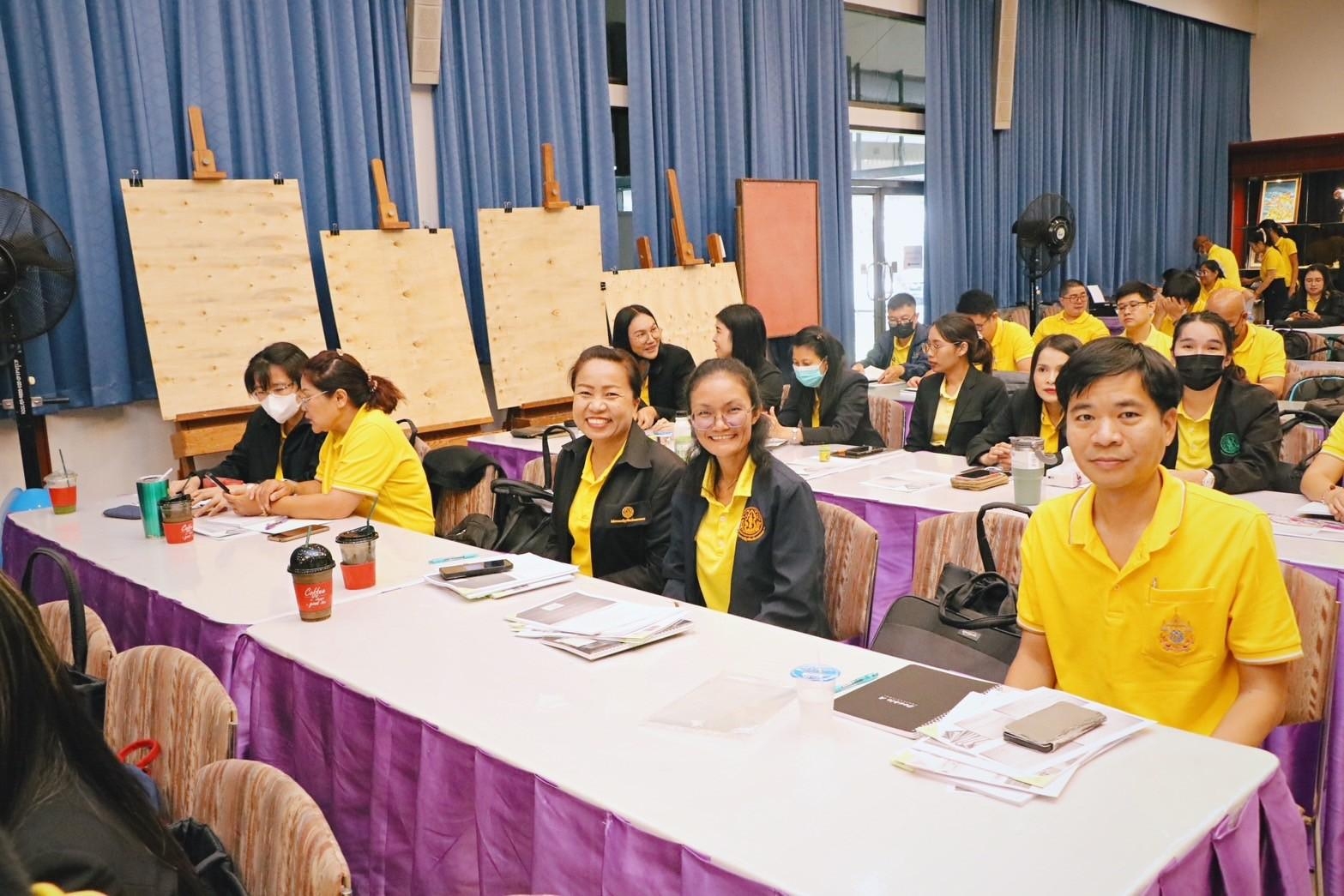 title - โครงการพัฒนาบุคลากรเพื่อเพิ่มประสิทธิภาพการดำเนินงานกองทุนการปฏิรูปที่ดินเพื่อเกษตรกรรม หลักสูตร ฝึกอบรมเชิงปฏิบัติการ “การบริหารจัดการทรัพย์สิน การประเมินมูลค่าทรัพย์สิน และพัฒนารายได้จากที่ดินหรืออสังหาริมทรัพย์” รุ่นที่ 2